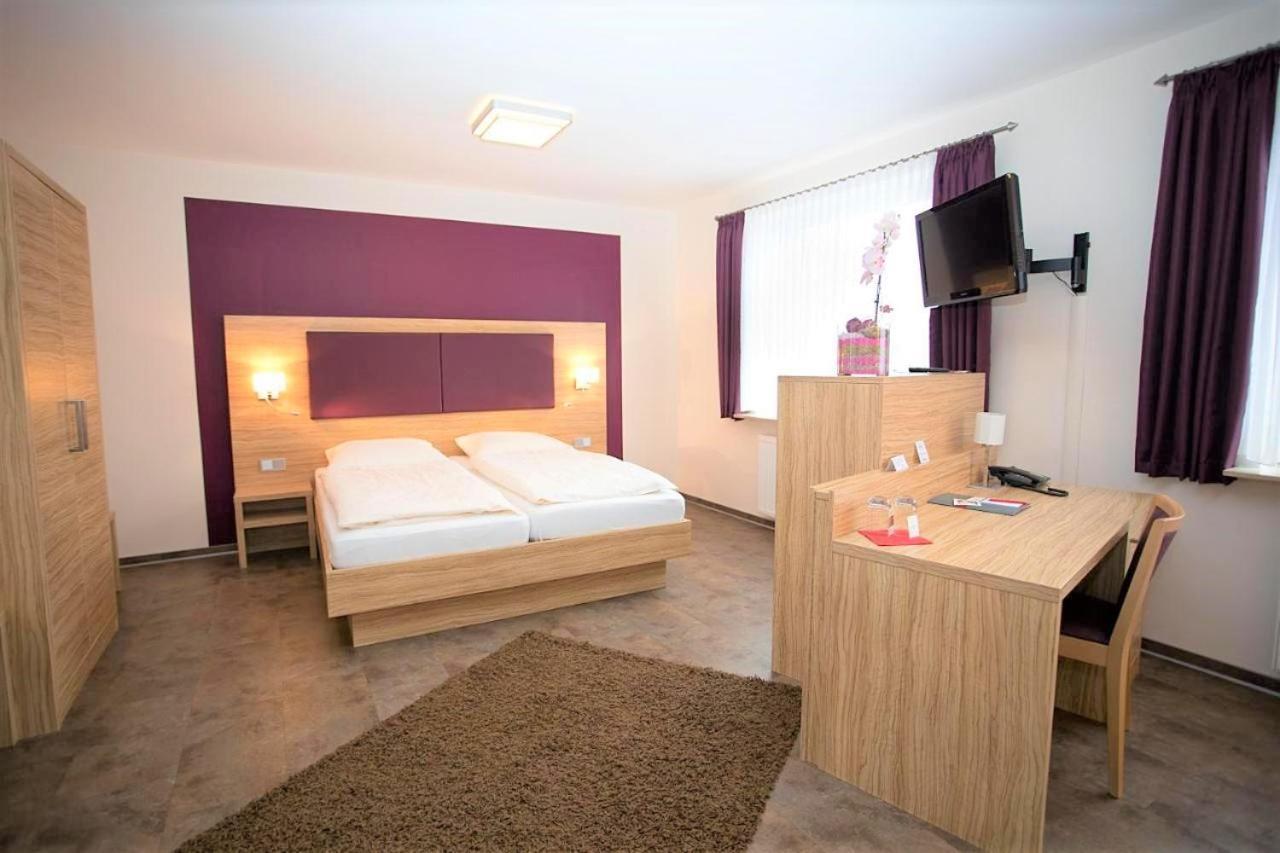 Ivy Hotel Волфсбург Екстериор снимка