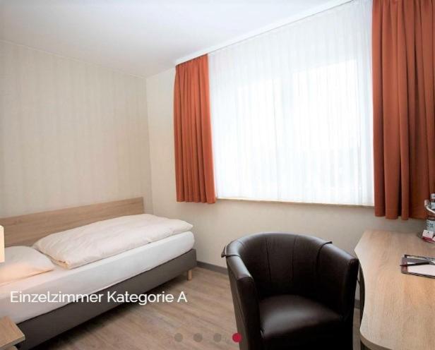 Ivy Hotel Волфсбург Екстериор снимка